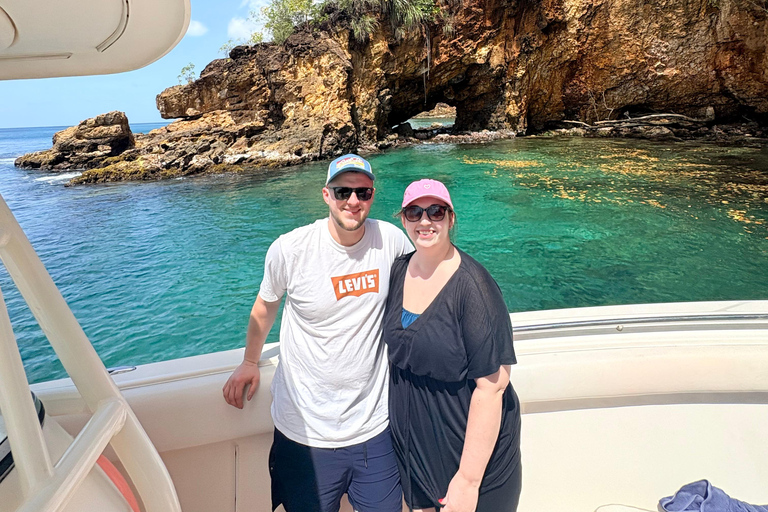 St. Lucia: Private Boat Tour with Snorkeling & Beaches