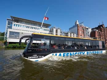 Hamburgo: Ingresso de ônibus anfíbio fluvial e terrestre