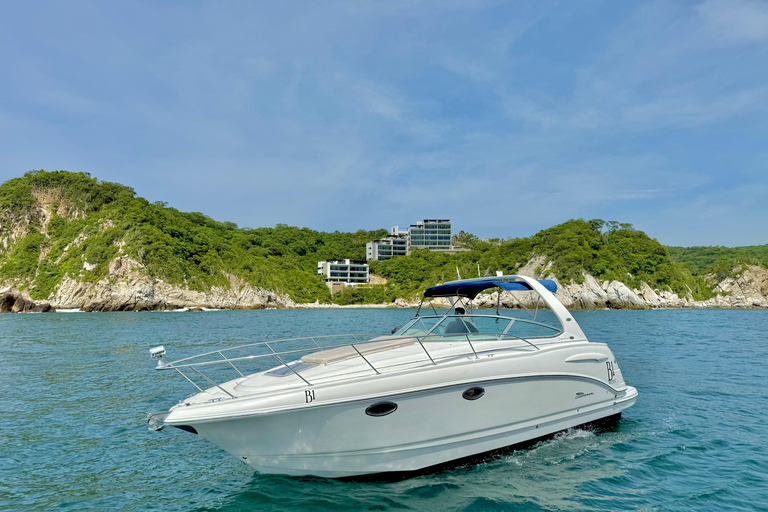 Huatulco: Sunset Yacht Cruise with drinks Huatulco: Sunrise Yacht Cruise with drinks