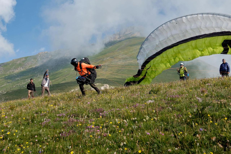 Paragliding Chicamocha, San Gil: Flight over the largest canyon in Colombia.