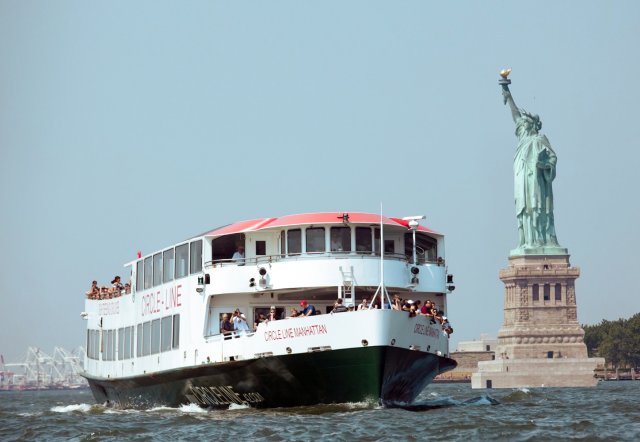 NYC: Wahrzeichen-Bootsfahrt ohne Anstehen am Ticketschalter