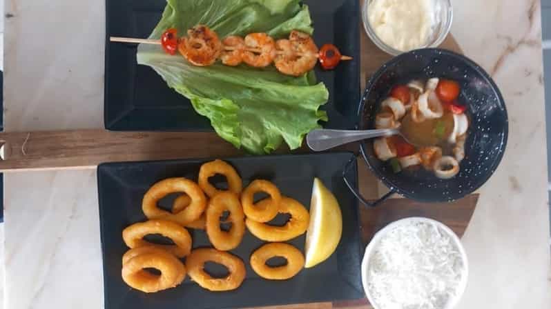 Albufeira: Tarot & Tapas at the Waterfront