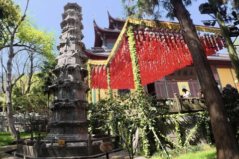 From Shanghai: West Lake Hiking Day Trip with Longjing Tea private tour option