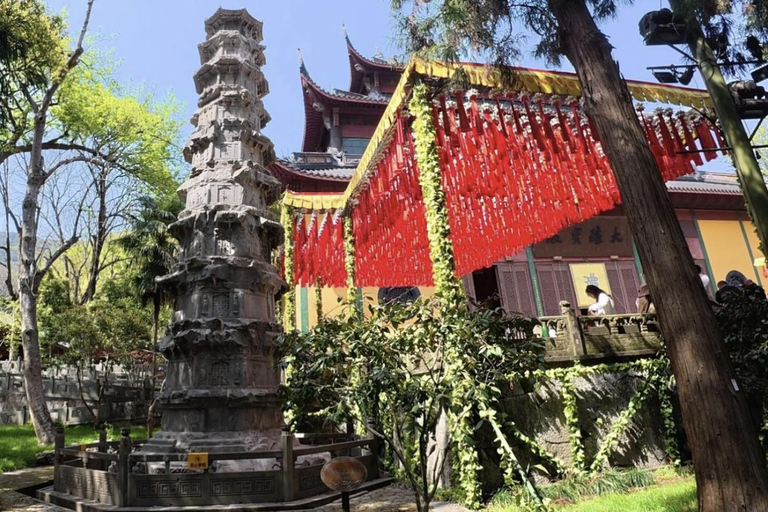 From Shanghai: West Lake Hiking Day Trip with Longjing Tea private tour option