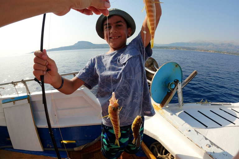 Chania: Angelausflug mit Frühstück und SchwimmenChania: Fischerbootfahrt mit Frühstück und Bademöglichkeit