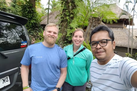 Bali Airport Transfer: Check-in or Check-out in Seminyak Area