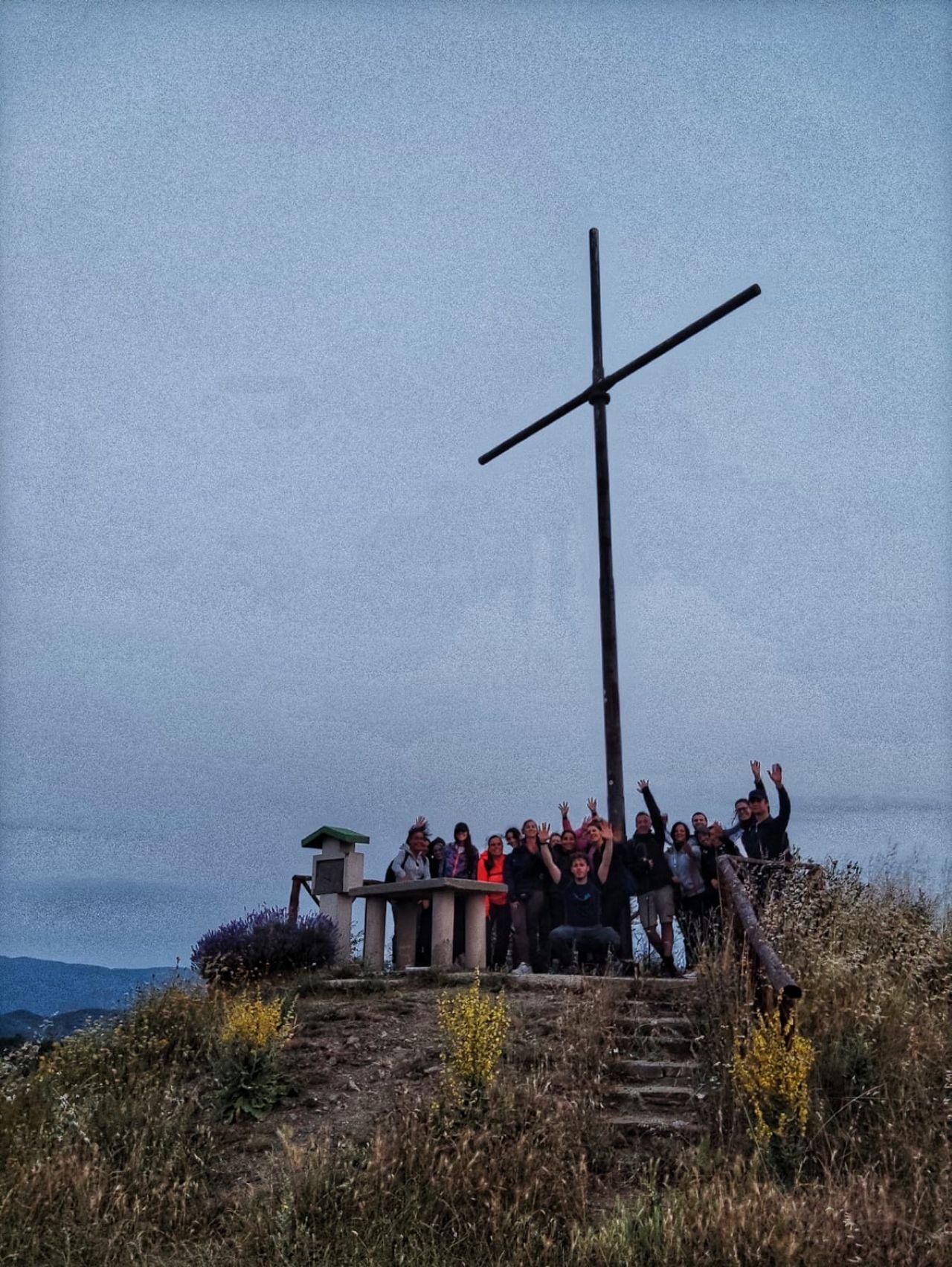 Arezzo: Aperitif bei Sonnenuntergang auf dem Monte Lignano – super!