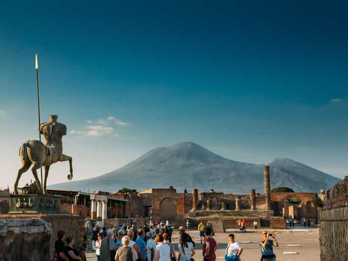 Pompeii: Skip-the-Line Ticket with Audio Guide and Map