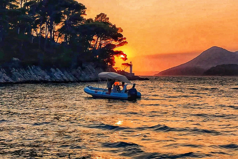 Dubrovnik (Marina Frapa): Golden hour Sunset Cruise (2h) Shared Golden Hour Sunset Speedboat Cruise (1h)