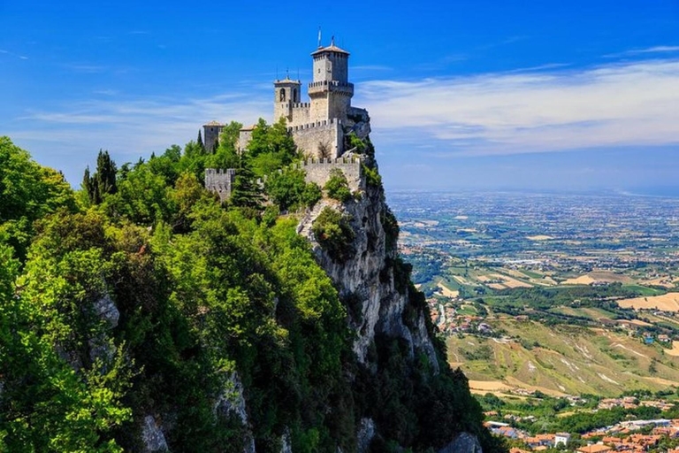 Tour privado de San Marino: lugar declarado patrimonio de la humanidad por la UNESCO