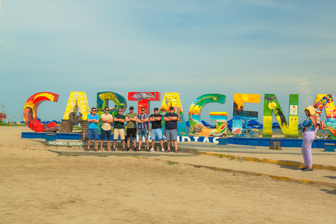 Discover Cartagena: City Tour through its Historic Streets and Colonial Charm