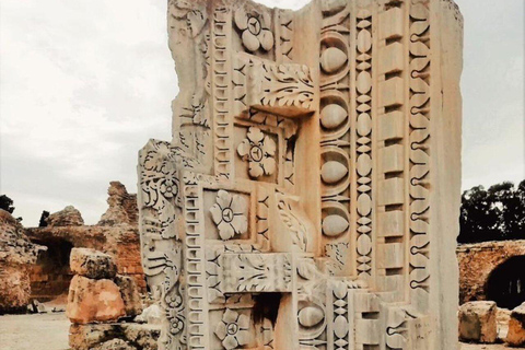 Tunis : Visite de la Médina, de l&#039;amphithéâtre de Carthage et de Sidi Bou Said