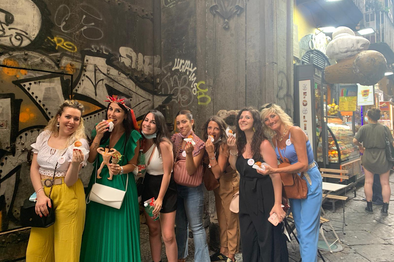 Naples: Bachelorette Party with Insolitaguida
