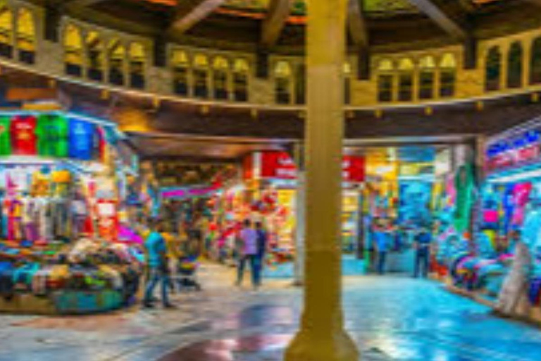 Best of Muscat in One Day (8–9 Hours) with Hotel Pickup
