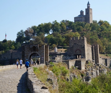 Veliko Tarnovo: City Monuments Guided Walking Tour