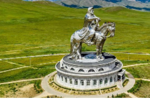 From Ulaanbaatar: Genghis Khan Statue & Terelj Park Tour