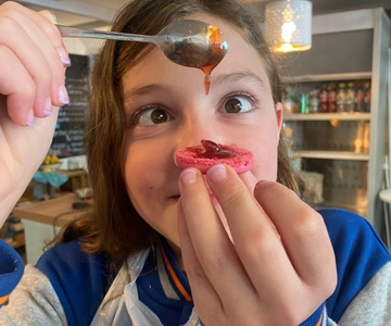 Paris: Macaron Baking Class for Families and Kids