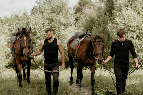 Kutaisi: Private Horseback Riding Tour with Hotel Pickup.⏱️ Transportation is included in this option .