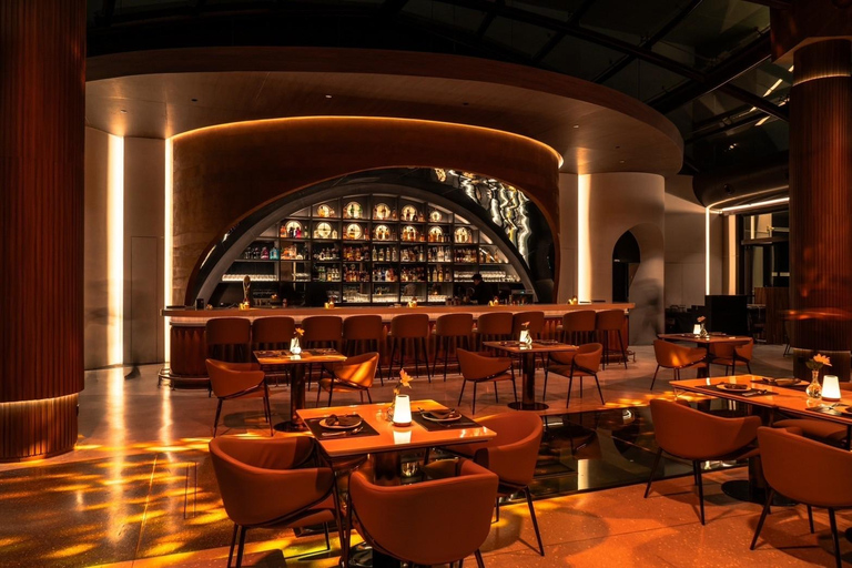 Bangkok: Cielo Sky Bar & Restaurant Rooftop Sharing Set for 2 People