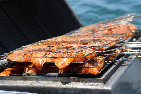 Agadir Ocean Adventure : Excursion en bateau pour la pêche et le barbecue