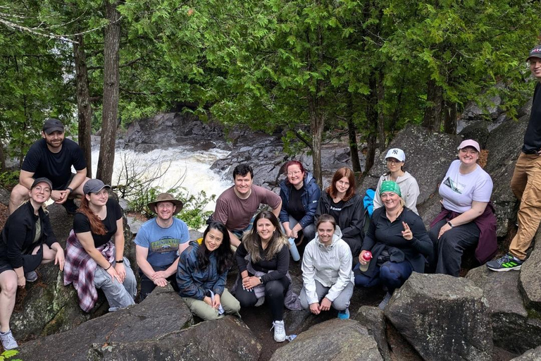 Toronto: Algonquin Park and Ragged Falls Day Trip