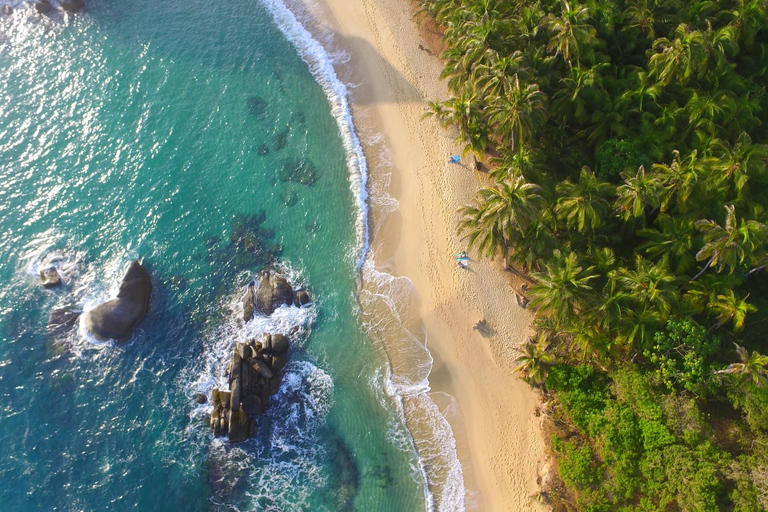 Santa Marta: Full Tour to Tayrona Park with a Swim in Cabo San Juan