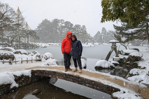 I colori di Kanazawa: tour della città con Kenrokuen e Kaga Yuzen