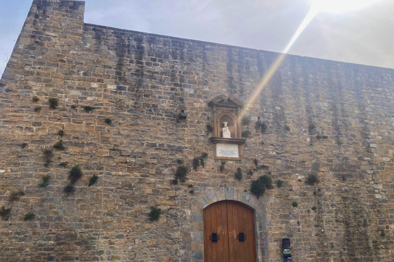 Cobblestones Tour Pamplona: Immersive Medieval Tour English Cobblestones Tour Pamplona: Immersive Medieval Tour English