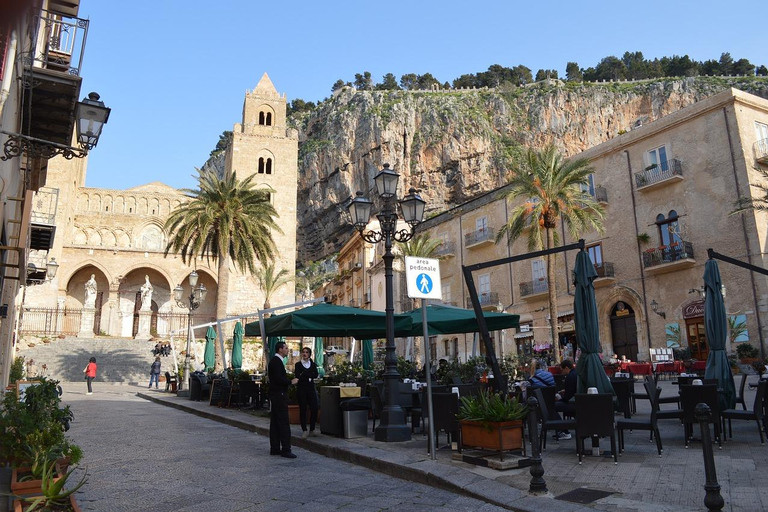 Private Day Tour to Palermo and Cefalù from Catania