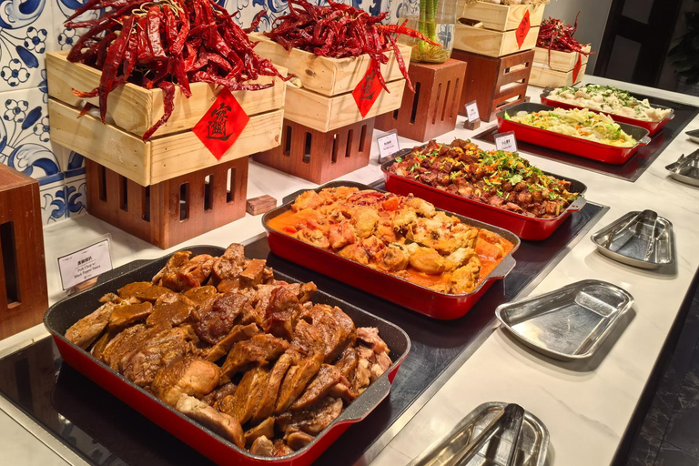 Macau: Historic City Walk Day Tour with Lunch & PORT Pickup Macau: Historic City Walk Day Tour with Lunch & Hotel Pickup