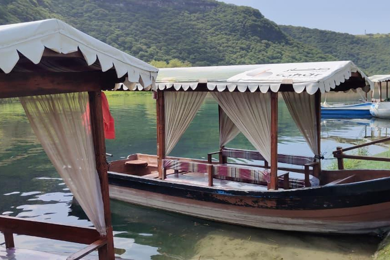 Salalah: Private 5-Day Dhofar Highlights Tour with Guide