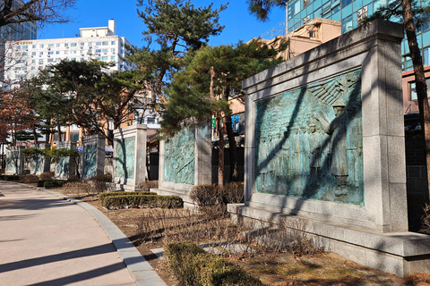 Sangre, Lágrimas e Independencia: Recorrido por la Oscura Historia Colonial de CoreaTour a pie en grupo, encuentro en la salida 5 de la estación de Dongnimmun 9:30 h