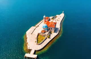 Kotor: Schnellboot-Tour Perast & Gospa od Škrpjela (2 Stunden)
