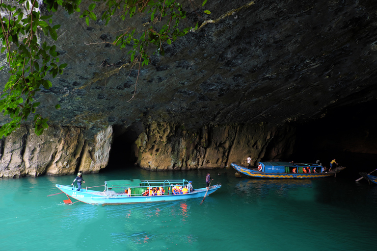 Phong Nha Cave & Paradise Cave: Guided Tour Boat & Explore Group Tour with Drop-Off in Hue