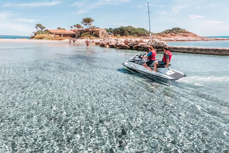 Le Lavandou: Jet ski ride without a boat license with breakfast, €170 per jet Le Lavandou: Jet ski tour without a boat license, with breakfast