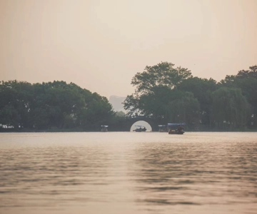 Découvrez l'ancien lac de l'Ouest à Hangzhou