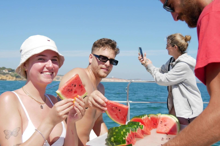 Quarteira : Excursion en bateau dans la grotte de Benagil avec barbecue sur la plage et kayak