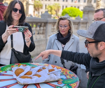 Palermo: Street Food Walking Tour mit lokalem Guide & Verkostung