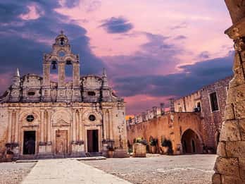 Souda Bay: Arkadi Monastery, Melidoni - Private Tour & Guide