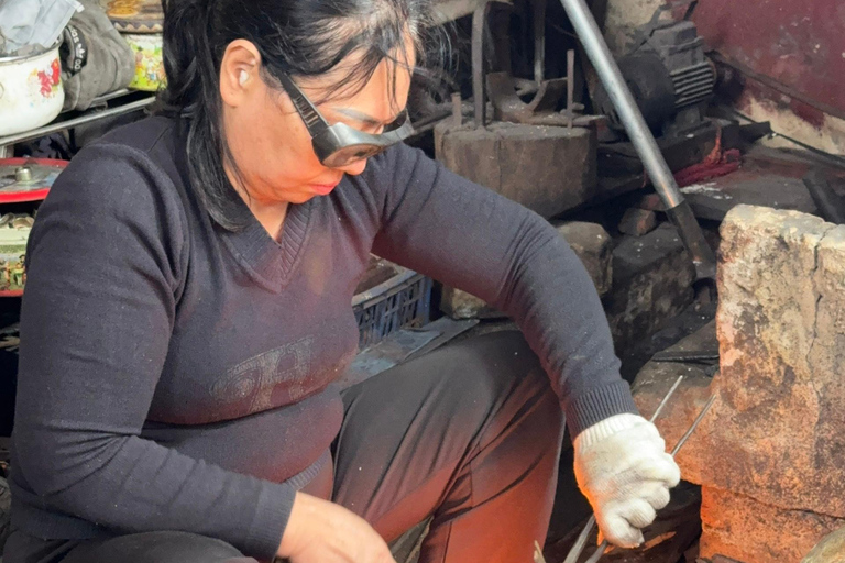 河内：在火中锻造——传统刀匠河内铁匠工坊：提供接送服务