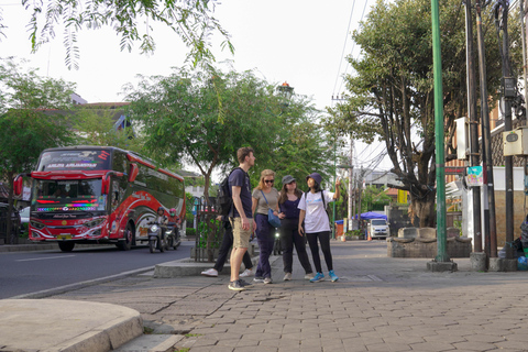 Koloniales Erbe Rundgang: Tugu Jogja bis Kilometer Null