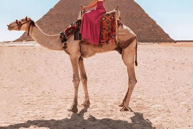 Cairo: Excursão às Grandes Pirâmides de Gizé e Museu Egípcio
