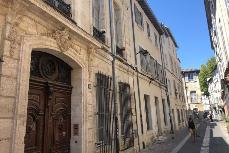 e-Scavenger hunt: explore Avignon at your own pace