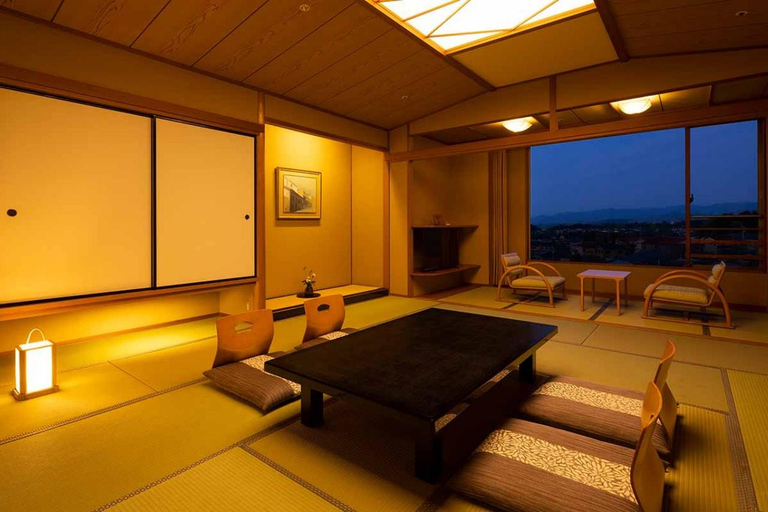 4-Day Cultural Tour from Tokyo to Kanazawa & Fukui 4-Day from Tokyo to Kanazawa & Fukui（No tour guide）