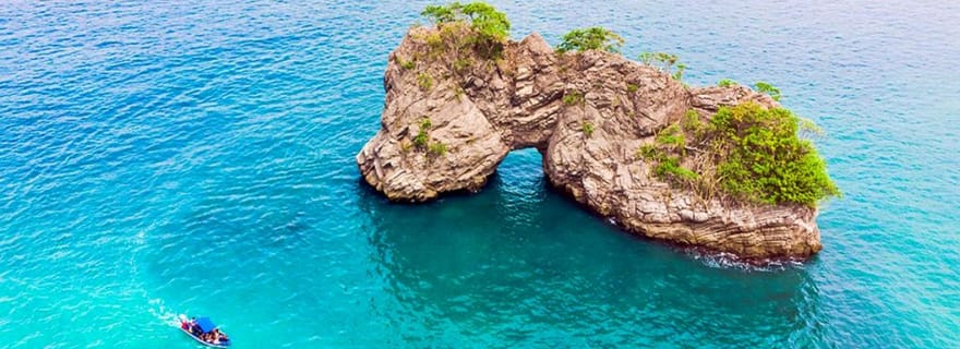 Santa Teresa : Tour en bateau d'une journée sur l'île de Tortuga avec plongée en apnée