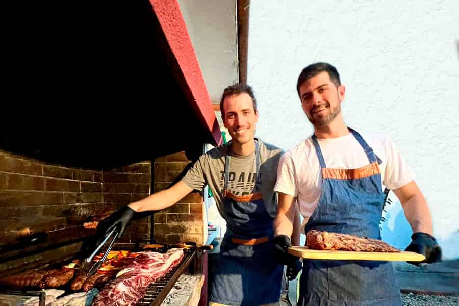Buenos Aires: Argentinisches Barbecue mit Live-Musik