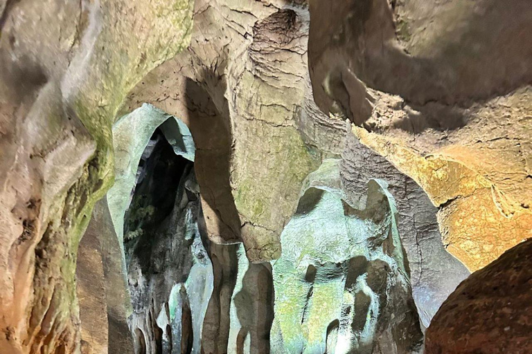 From Albir, Benidorm & Calpe: Jalon & Caves of Skulls Tour From Calpe with Meeting Point at Suitopia