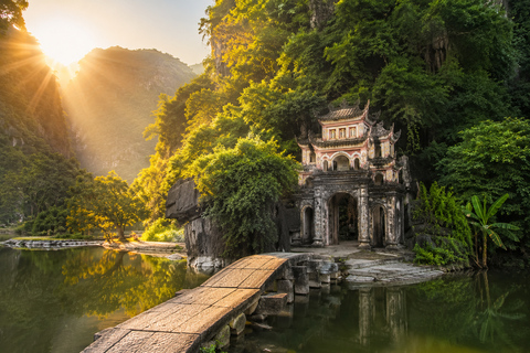 Hanoi: Ninh Binh Jeep Tour to Bich Dong, Trang An, Mua Cave