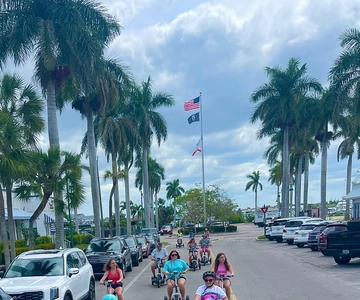 Naples Florida: Downtown Electric Trike Tour