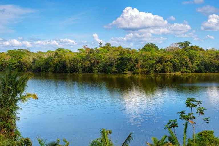 Von Puerto Mladonado: Sandoval-See Tambopata